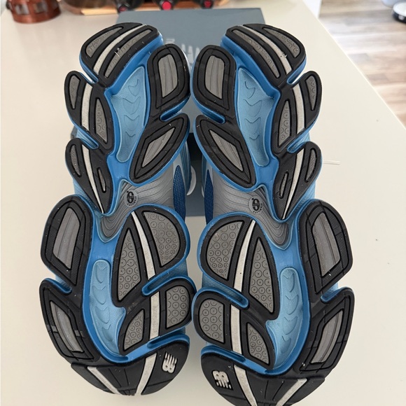 New Balance Absorb 2000 Baby Blue/ Grey Athletic Shoes - Picture 5 of 8